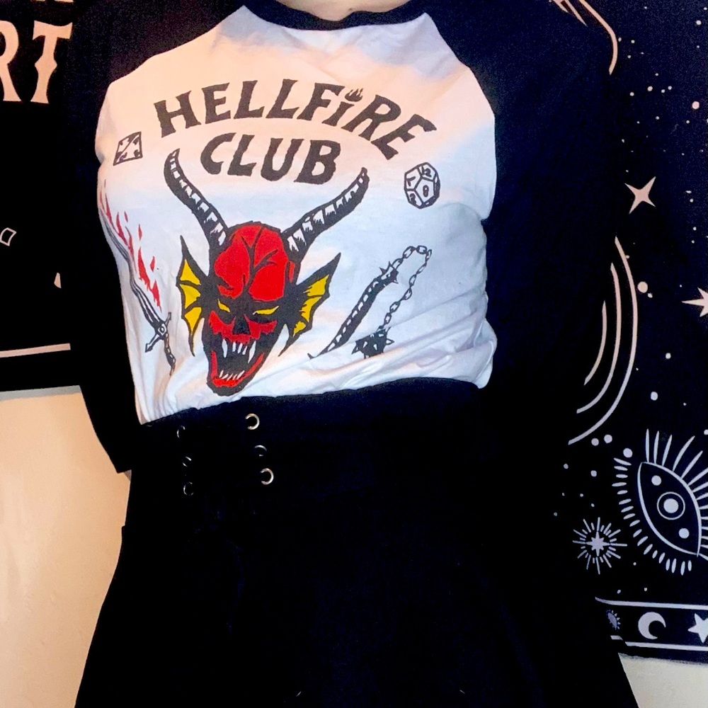 Hell fire tee in small